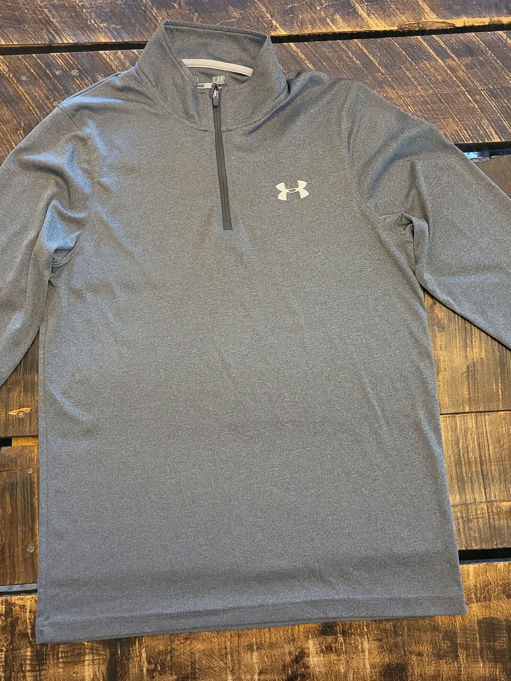 Under Armour Womans Heather Charcoal Quarter-Zip Pullover size Small